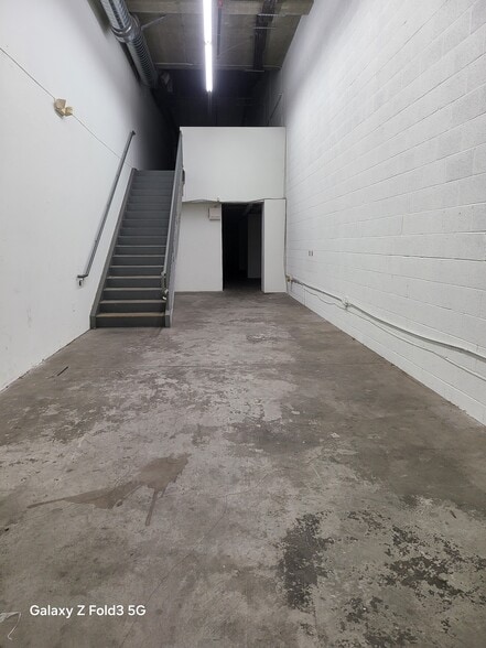 Primary Photo Of 750 E 14th St, Los Angeles Industrial For Lease