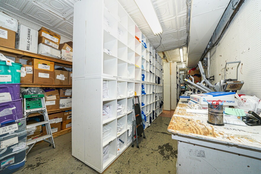 More Photos Of 175-183 Rockaway Ave, Valley Stream Storefront Retail Office For Lease