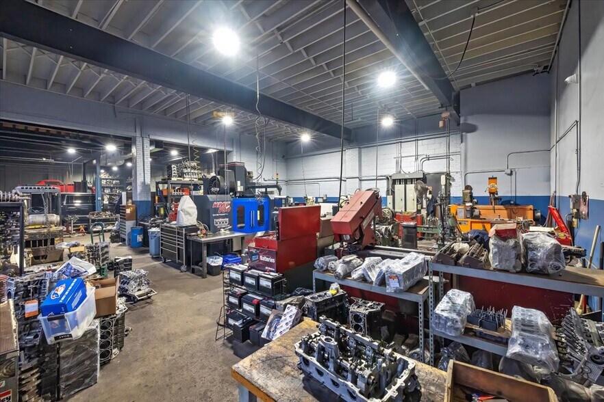 More Photos Of 263 US Highway 46, Saddle Brook Auto Repair For Sale