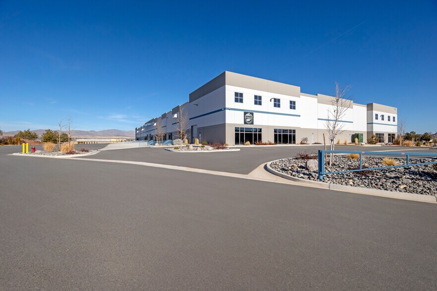 More Photos Of 9985 Moya Blvd, Reno Distribution For Lease