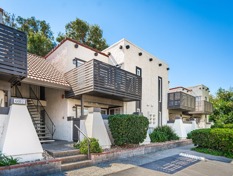 More Photos Of 6004 Rutland Dr, Carmichael Apartments For Sale