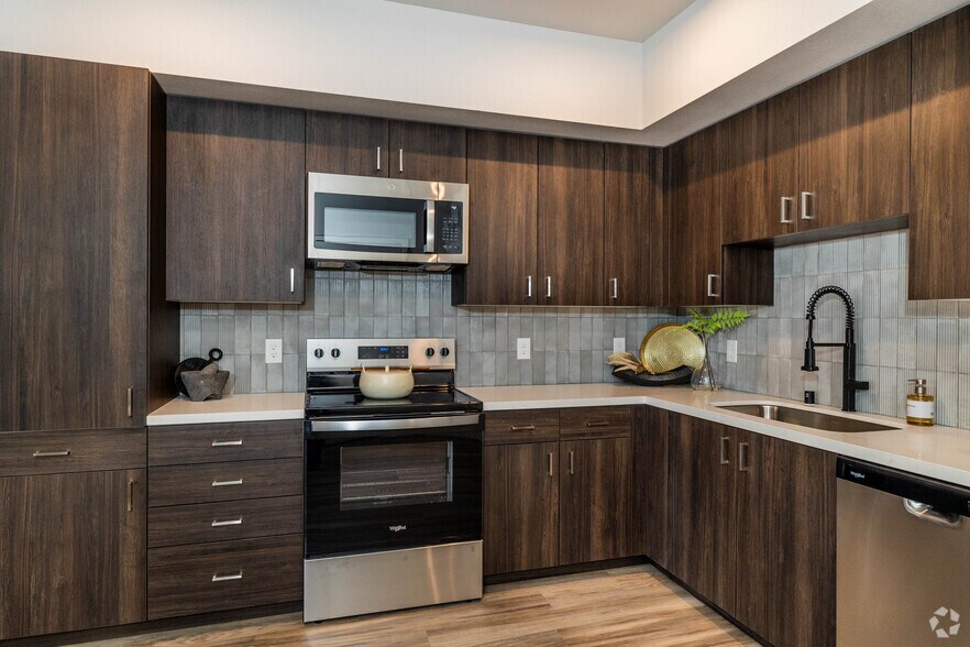 More Photos Of 5030 Wiseman Way, Fairfield Apartments For Lease