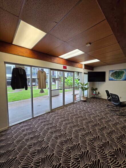 More Photos Of 3501 Rice St, Lihue Freestanding For Lease