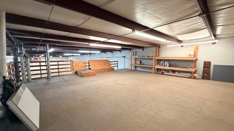 More Photos Of 310 S Union Ave, Springfield Manufacturing For Lease