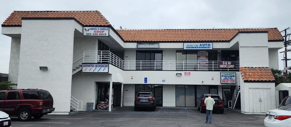 More Photos Of 11030 Inglewood Ave, Inglewood General Retail For Lease