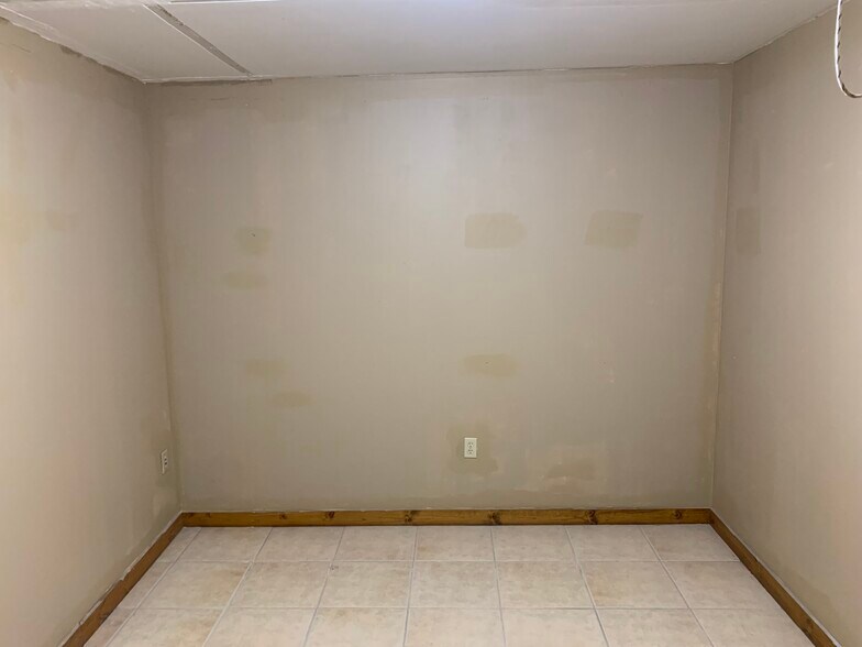 More Photos Of 4050 E 116th St, Cleveland Warehouse For Sale