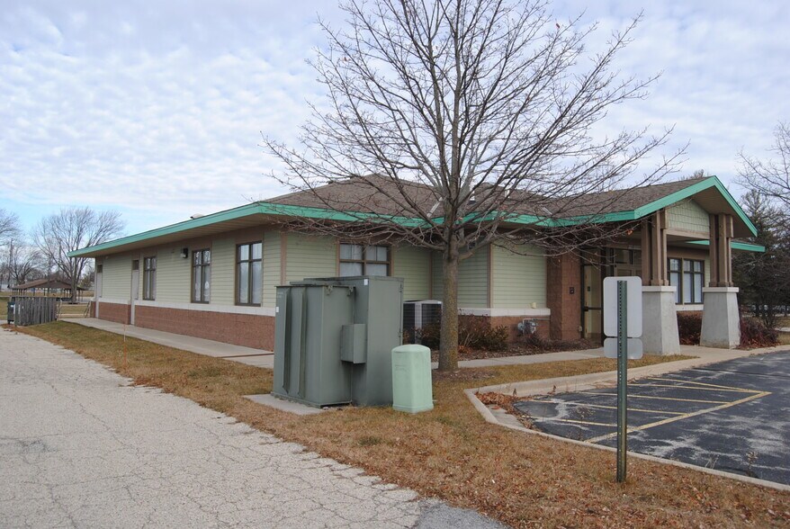 More Photos Of 20566 Main st, Jackson Medical For Lease