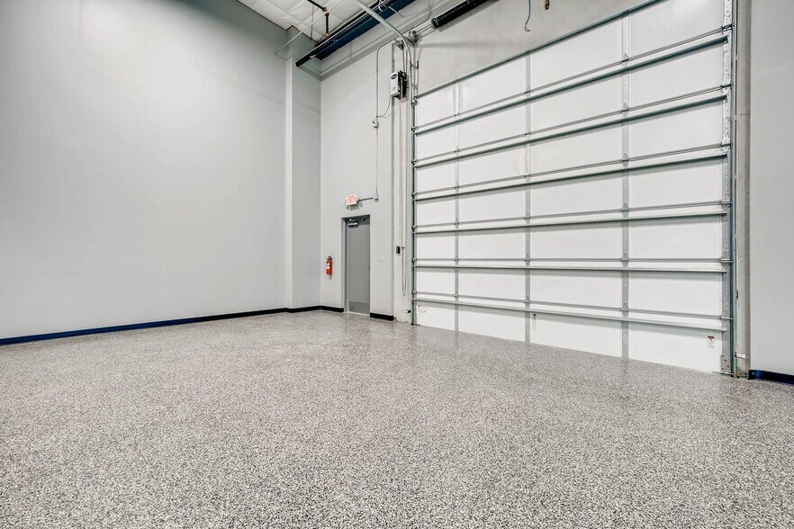 More Photos Of 7637 FM 3009, Schertz Light Distribution For Sale