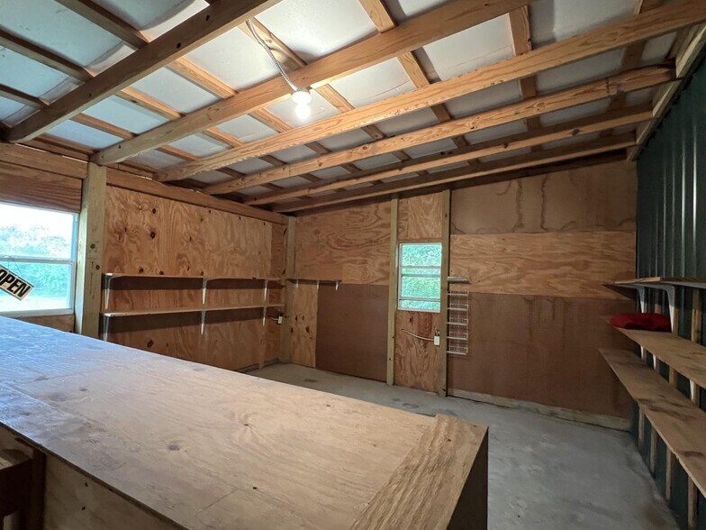 More Photos Of 2257 Gay St, Zwolle Industrial For Sale