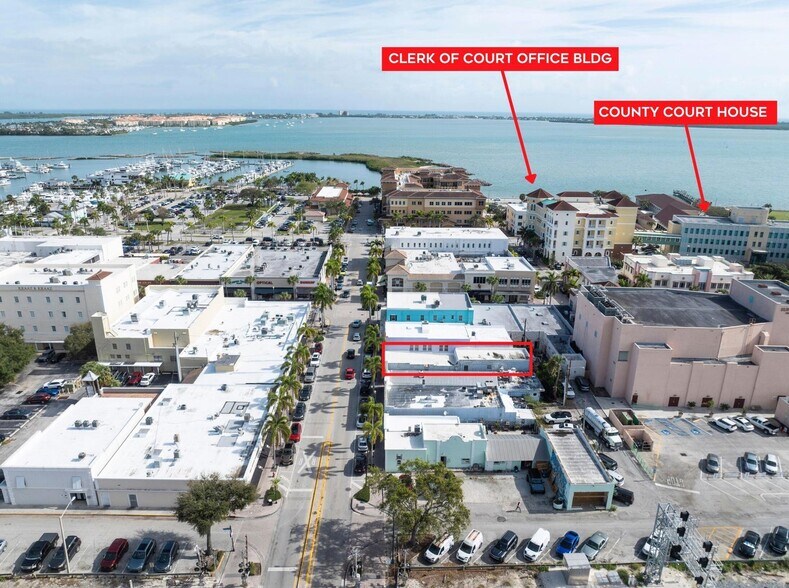 More Photos Of 211 Orange Ave, Fort Pierce Storefront Retail Office For Sale
