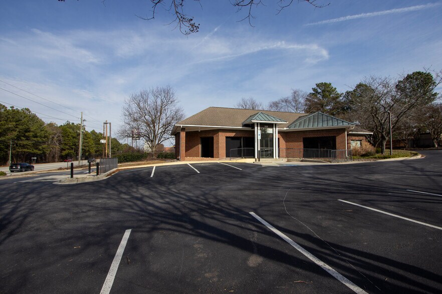 More Photos Of 9800 Two Notch Rd, Columbia Bank For Sale