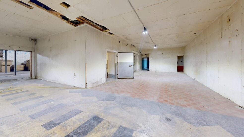 More Photos Of 750 Edison Ave, Sunbury Warehouse For Sale