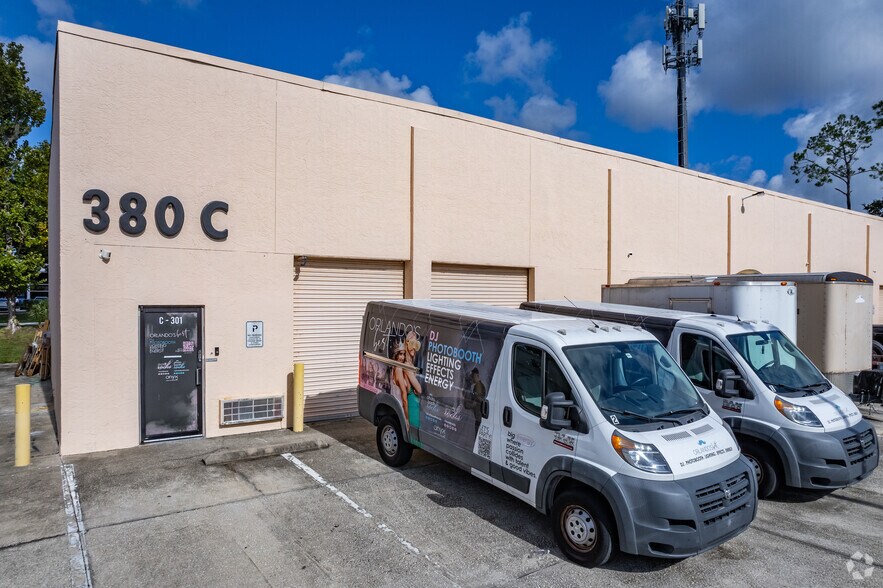 More Photos Of 380 Semoran Commerce Pl, Apopka Unknown For Lease