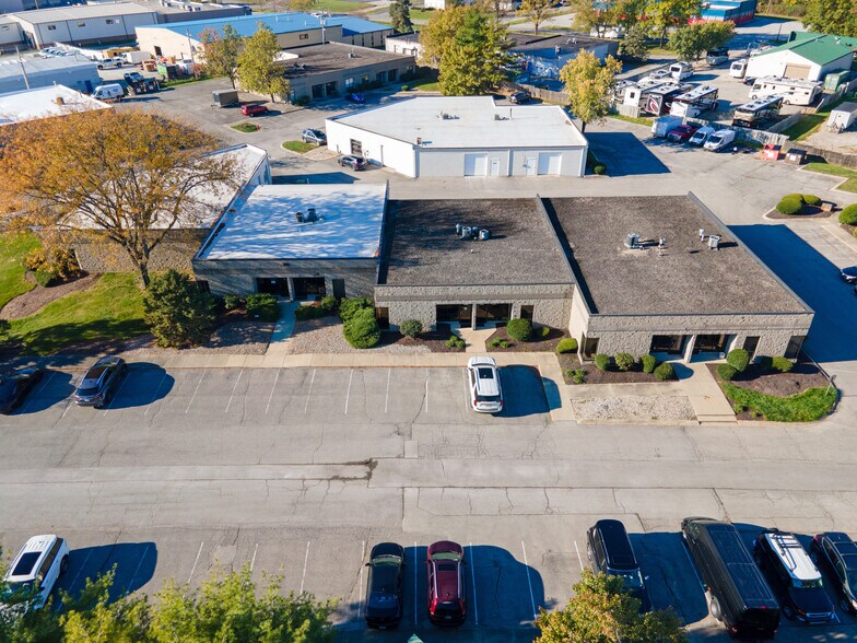 More Photos Of 1044-1046 Summit Dr, Carmel Light Distribution For Lease