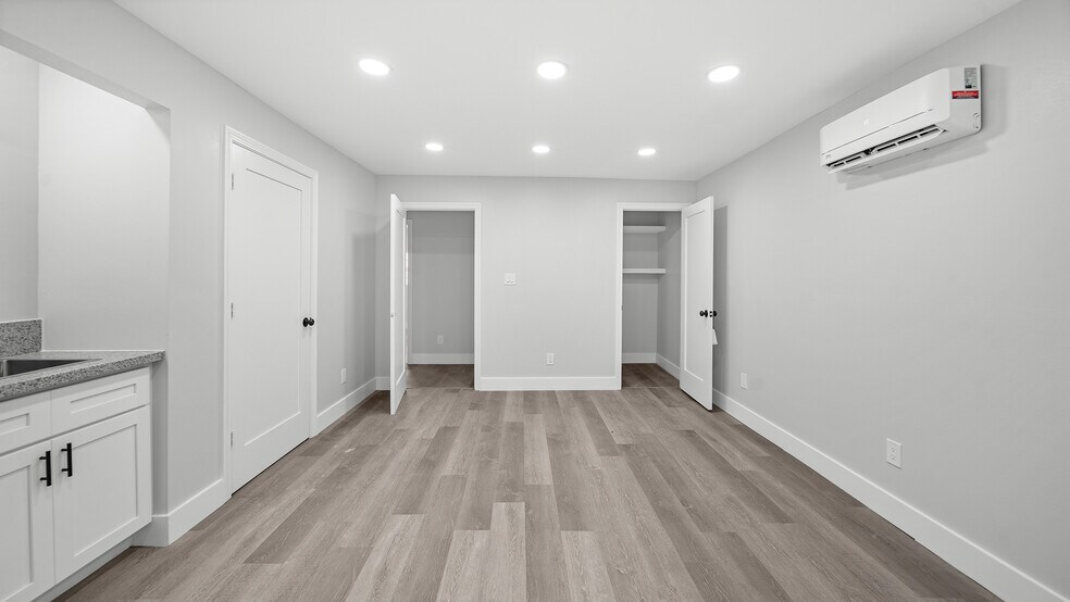 More Photos Of 2209 Highway 3, Dickinson Office Residential For Sale