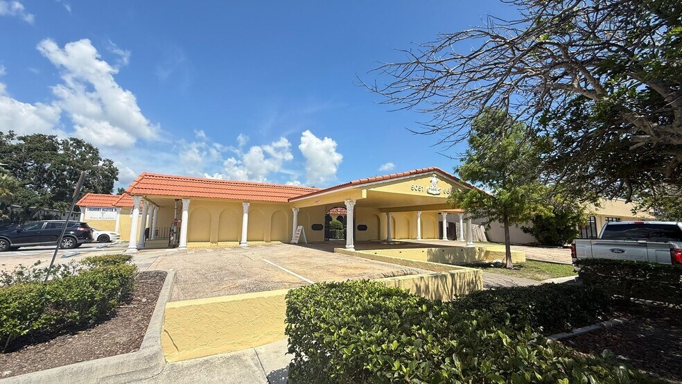 More Photos Of 5051 66th St N, Saint Petersburg Office For Sale