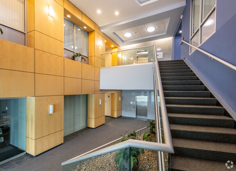 More Photos Of 144 North Rd, Sudbury Unknown For Lease