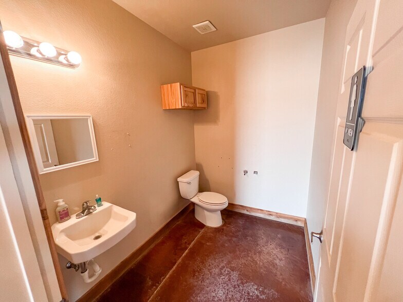 More Photos Of , Midland Industrial For Sale