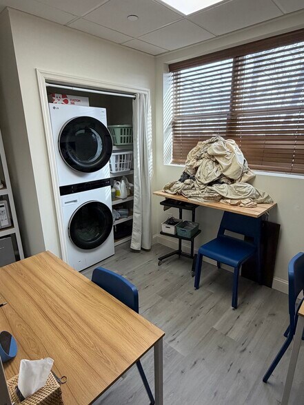 More Photos Of 651 Old Country Rd, Plainview Medical For Lease