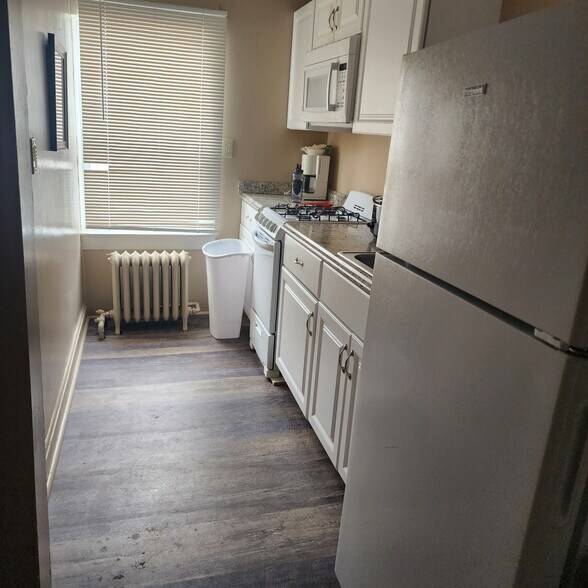 More Photos Of 401 N Spring St, Independence Apartments For Sale