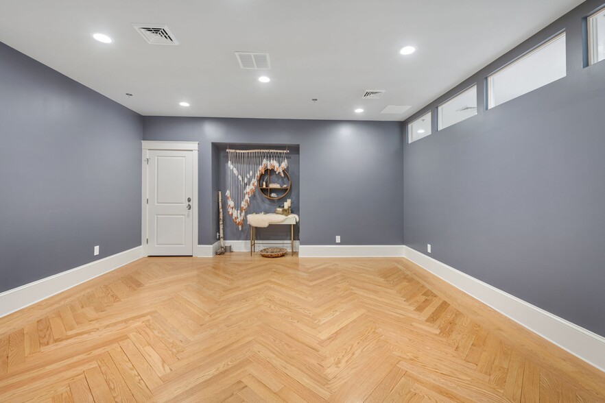 More Photos Of 520 S Water St, Providence Office Residential For Sale