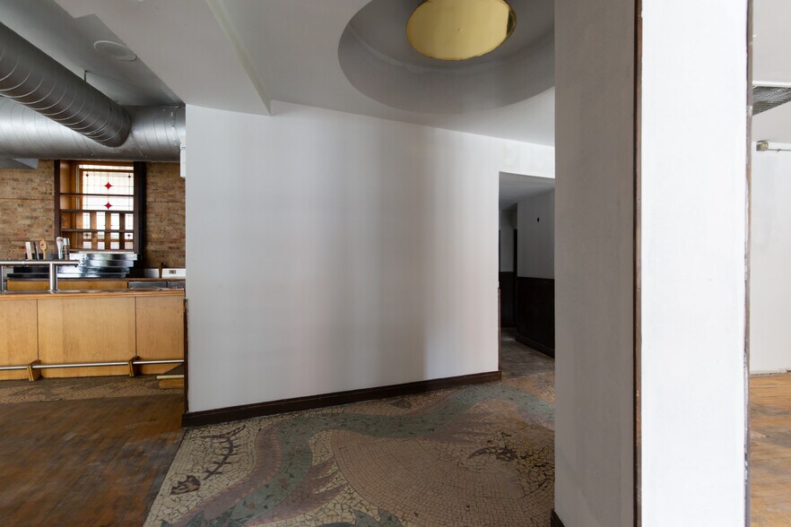 More Photos Of 1935 N Sedgwick St, Chicago Apartments For Lease