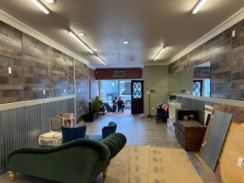 More Photos Of 708 Ferry St, Martinez Storefront Retail Office For Sale