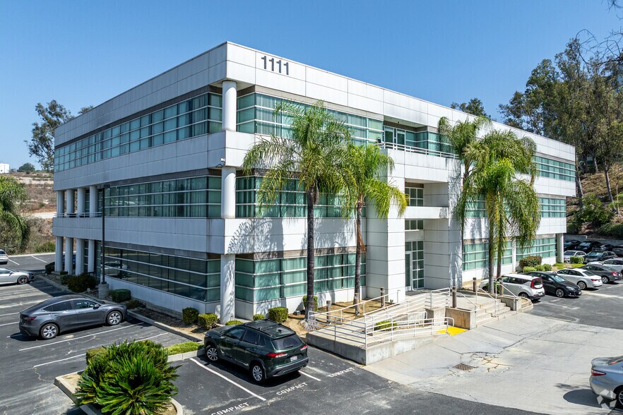 More Photos Of 1111 Corporate Center Dr, Monterey Park Loft Creative Space For Sale