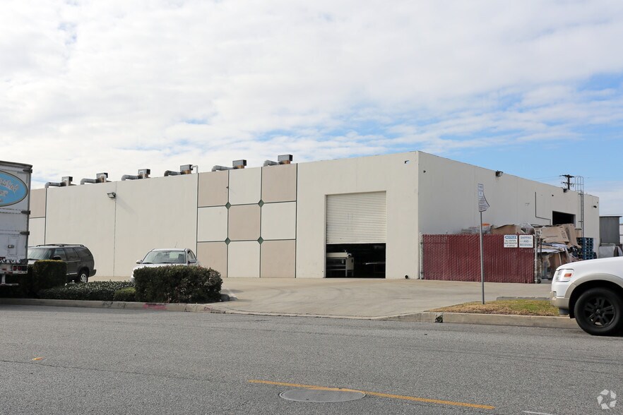 More Photos Of 13659 Excelsior Dr, Santa Fe Springs Warehouse For Lease