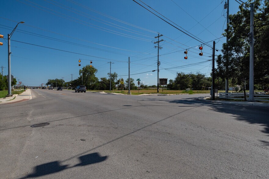 More Photos Of N Austin St & E Martindale St, Seguin Land For Sale