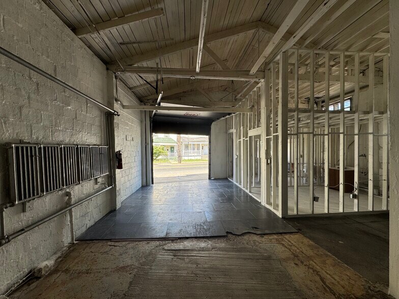 More Photos Of 470 Grove St, Irvington Industrial For Sale