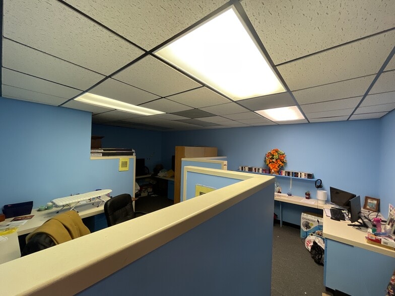 More Photos Of 1309-1315 Milstead Ave NE, Conyers Medical For Sale