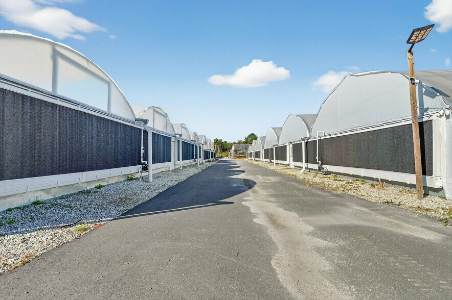 More Photos Of 122 Hughes Rd, New Smyrna Beach Specialty For Sale