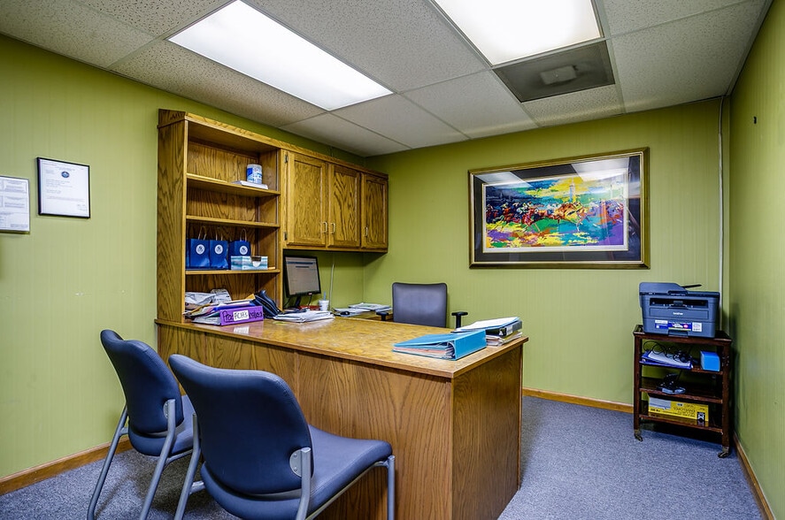 More Photos Of 2603 Browns Ln, Jonesboro Medical For Sale