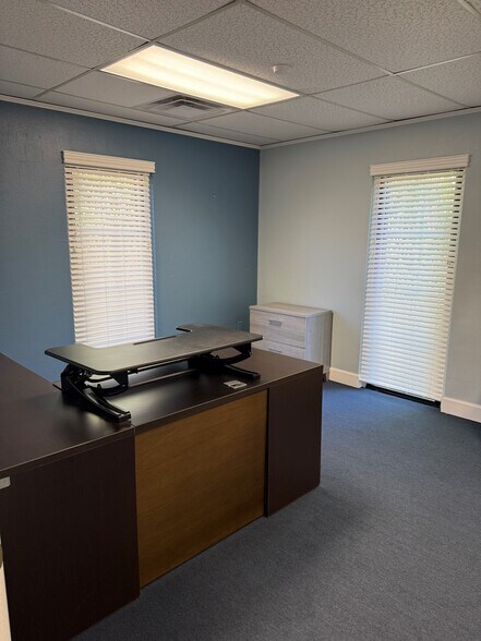 More Photos Of 502-506 Jefferson St, Tallahassee Office For Sale