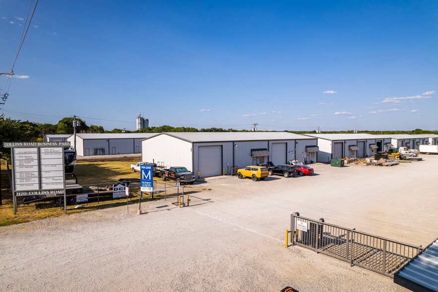 More Photos Of 2170 Collins Rd, Denton Unknown For Lease