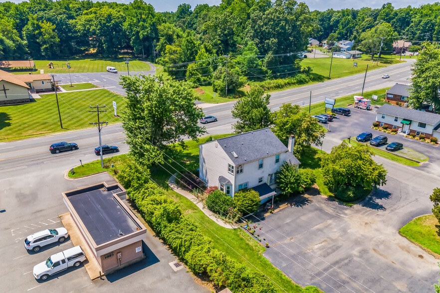 More Photos Of 630 Garrisonville Rd, Stafford General Retail For Sale