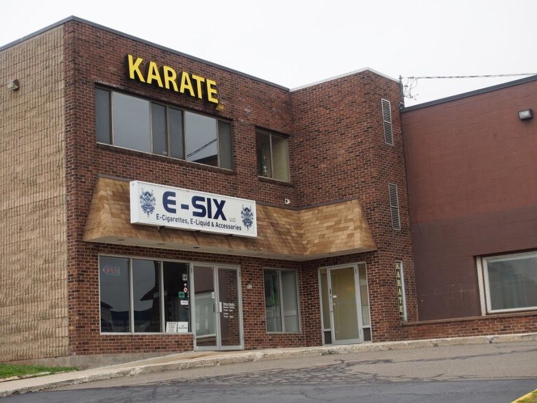 More Photos Of 869 W Main St, Branford General Retail For Lease