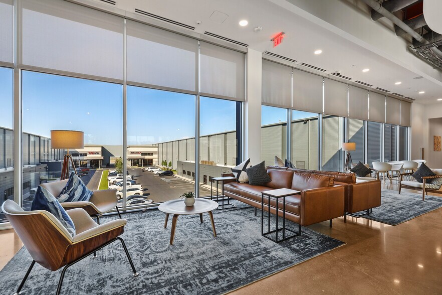 More Photos Of 7701 Lemmon Ave, Dallas Coworking Space