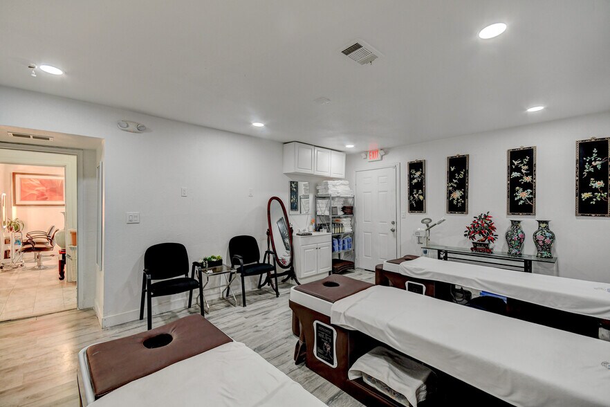 More Photos Of 3097 S Decatur Blvd, Las Vegas Office Residential For Sale