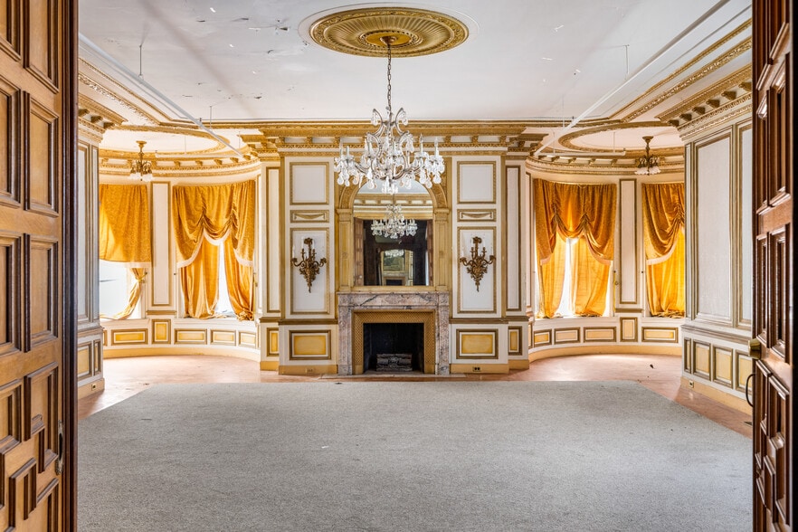 More Photos Of 500 Mattison Ave, Ambler Specialty For Sale