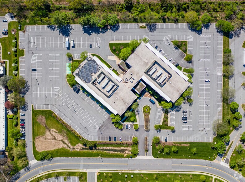 More Photos Of 230 Schilling Cir, Hunt Valley Office For Lease