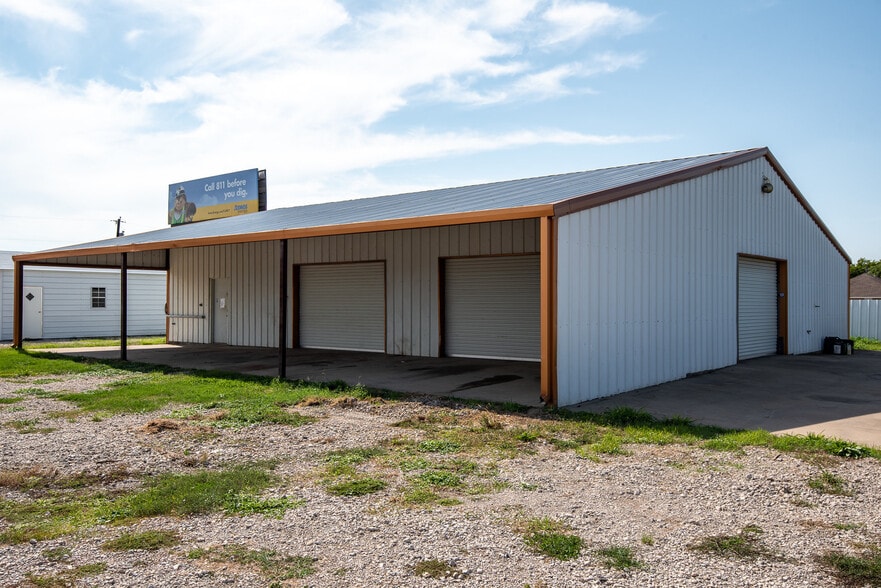 More Photos Of 3901 S Highway 287, Waxahachie Research And Development For Sale