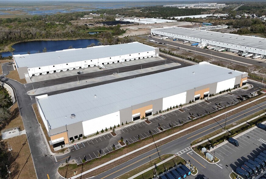 More Photos Of 300 Hermit Smith Rd, Apopka Unknown For Lease