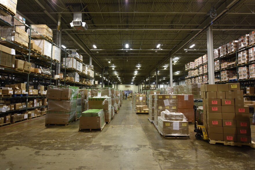 More Photos Of 2525 Monroe Blvd, Norristown Distribution For Lease