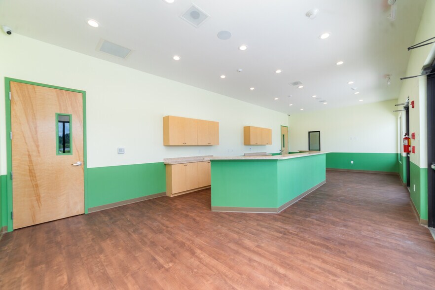 More Photos Of 11591 Pradera Reserve, Riverview General Retail For Sale