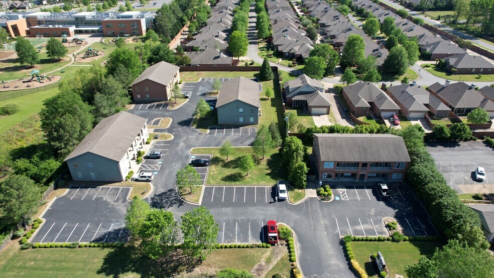 More Photos Of 16603 Cantrell Rd, Little Rock Unknown For Lease