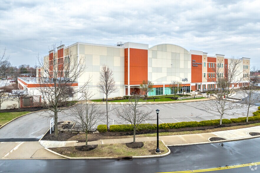 More Photos Of 4485 Northland Ridge Blvd, Columbus Office For Sale