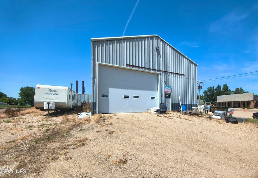 More Photos Of 123 W 5th Ave, Webster Warehouse For Sale