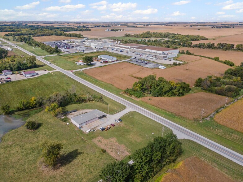 More Photos Of 3160 W Arrow St, Marshall Flex For Sale